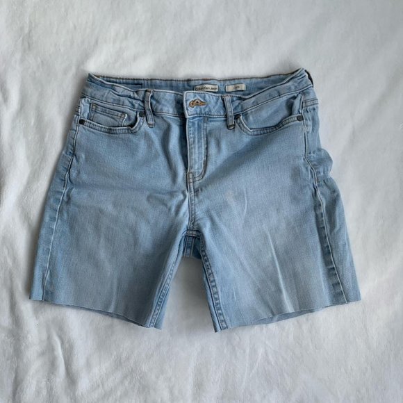 CALVIN KLEIN JEANS shorts - jean shorts - Size 28 (US 6) - Picture 1 of 5